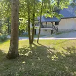 Martinov Dom Apartment *