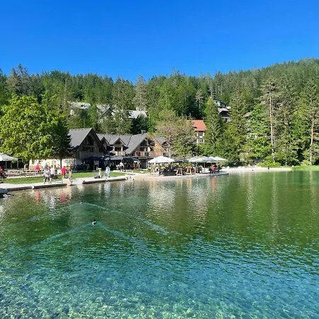 Martinov Dom شقة *