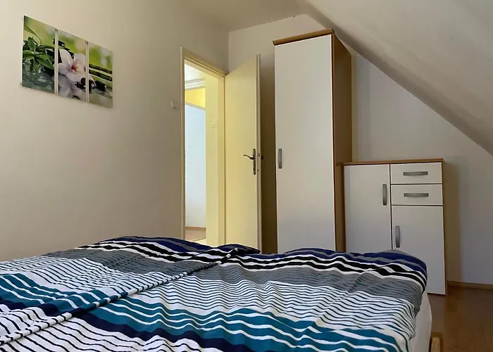 Martinov Dom クランスカゴーラ